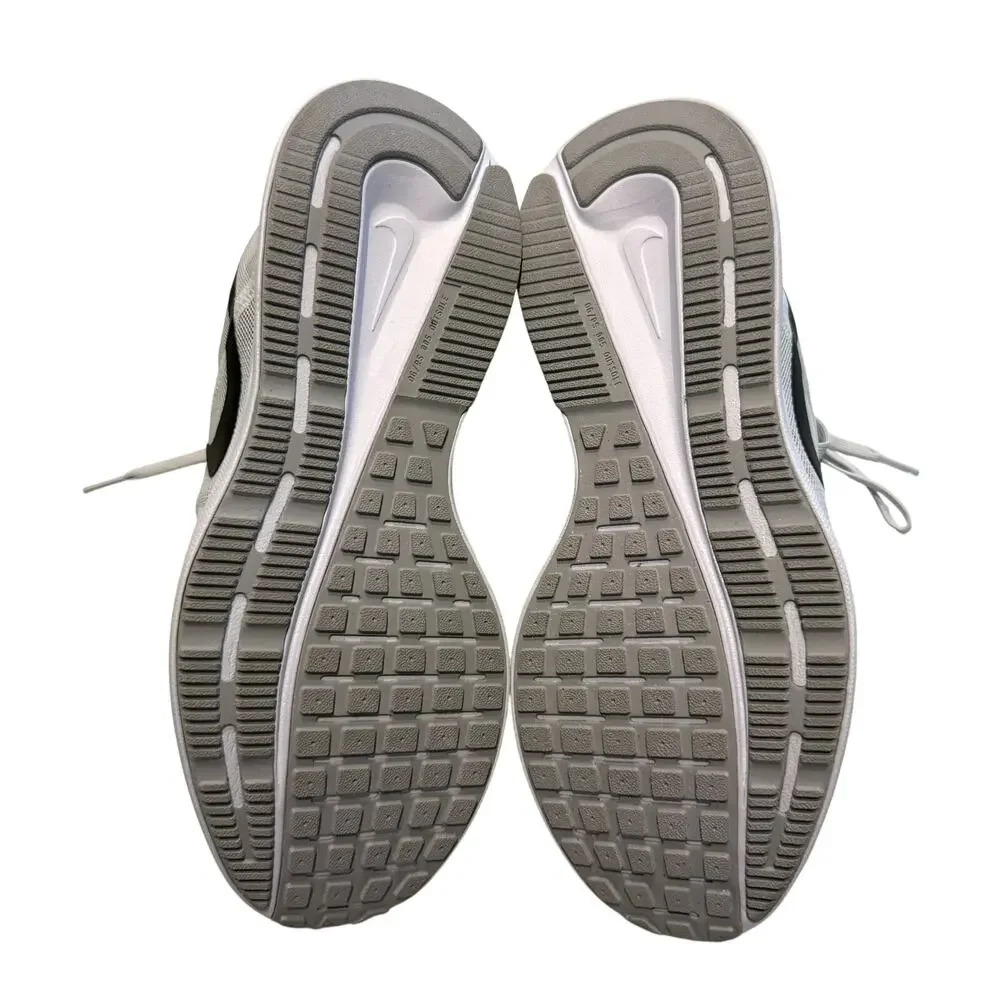 Nike Run Swift 3 in Photon Dust/Black-White, Size 13 Wide